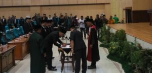 Sumpah Dan Janji Pimpinan DPRD Kabupaten Tasikmalaya Peroide 2019-2024
