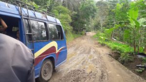 Jalan Rusak di Desa Mandalasari Tak Kunjung Diperbaiki