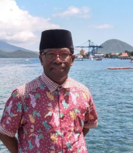 ABSURDITAS KEKUASAAN