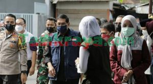 Vaksinasi Dimulai, Ketua DPRD Jadi Orang Pertama di Kota Tasikmalaya