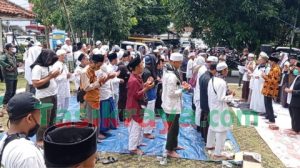 Umat Islam Tasikmalaya Gelar Istighotsah Untuk Kebebasan HRS