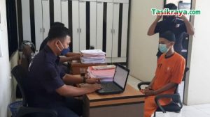 Cinta Tak Direstui, Pria Muda Bojonggambir Nekat ‘Wikwik’ di Saung Kebun Teh