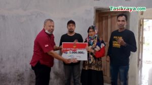 IKS SDM PKH Jabar Berikan Donasi 5 Juta untuk Anak Pendamping PKH yang Meninggal