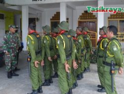 Tumbuhkan Jiwa Patriotisme, Kades Tawang Banteng Rubah Marwah Linmas dari Jaga Hajatan