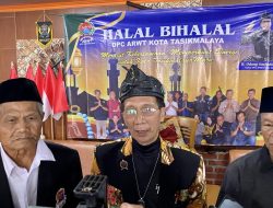 Sekda Hadiri Halal Bihalal, DPC ARWT Harapkan Kesejahteraan RT & RW