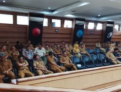 Miris ! Pejabat Pemkot Tasikmalaya Tertidur Hingga Main HP Saat DPRD Bicara APBD