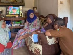 Ketua TP PKK Kabupaten Tasikmalaya Cek Kondisi Rini Penderita Kanker Tulang