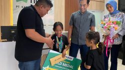 Harumkan Kota Tasik, Nukar Berikan Hadiah Petarung Cilik di Kejuaraan Internasional