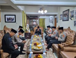 Silaturahmi Kamtibmas ke Cipasung Wakapolda Jabar Perkuat Sinergi Polri & Ulama