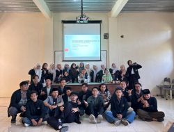 Jelang PPL Puluhan Mahasiswa KPI Unik Cipasung di Bekali Etika Jurnalistik & Media Digital