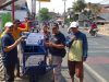 Peduli Kebersihan Tasikmalaya Lola Nelria Oktavia Salurkan Gerobak Sampah ke DPC NasDem