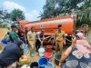 Polsek Bogam & BPBD Salurkan Air Bersih Bantu Warga yang Kekeringan